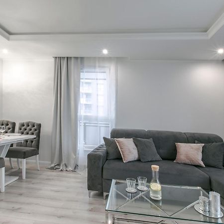 Bastion Walowa By Blue Mandarin Gdansk Bagian luar foto